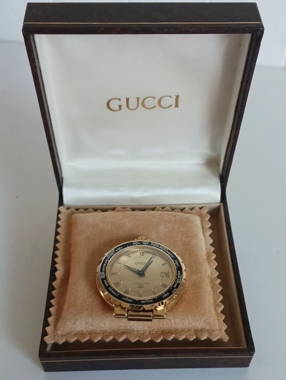 GUCCI NIB TRAVEL POCKET ALARM WATCH